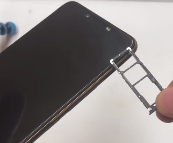 Click image for larger version
Name: camon-x-pro-sim-and-sd-card-tray.jpg
Views: 2
Size: 23.7 KB
ID: 15039